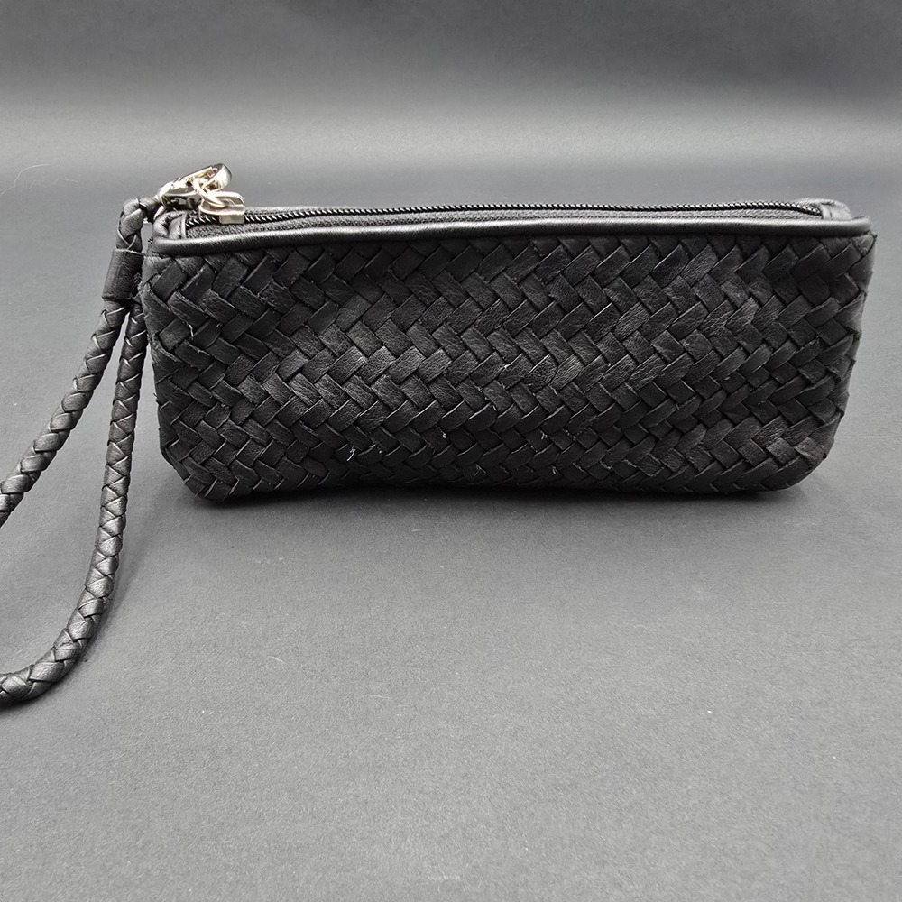Donald J Pliner Black Woven Leather Wristlet Clutch Bag Zip Top Green Lining